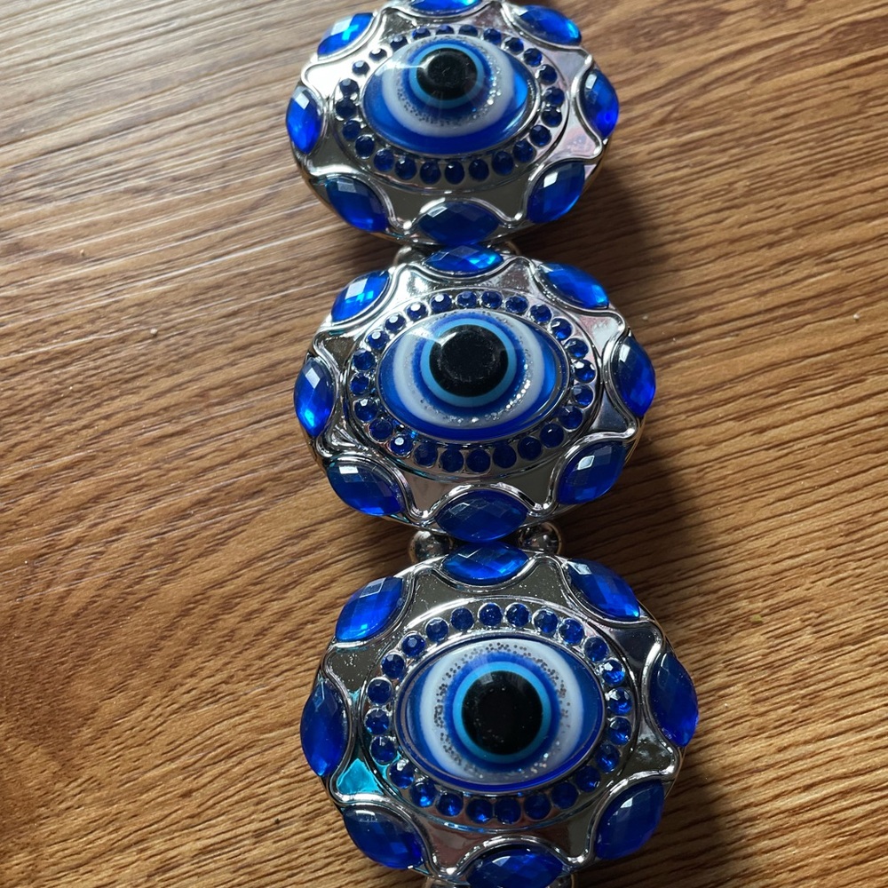 🧿 evils eye - Picture 4 of 5